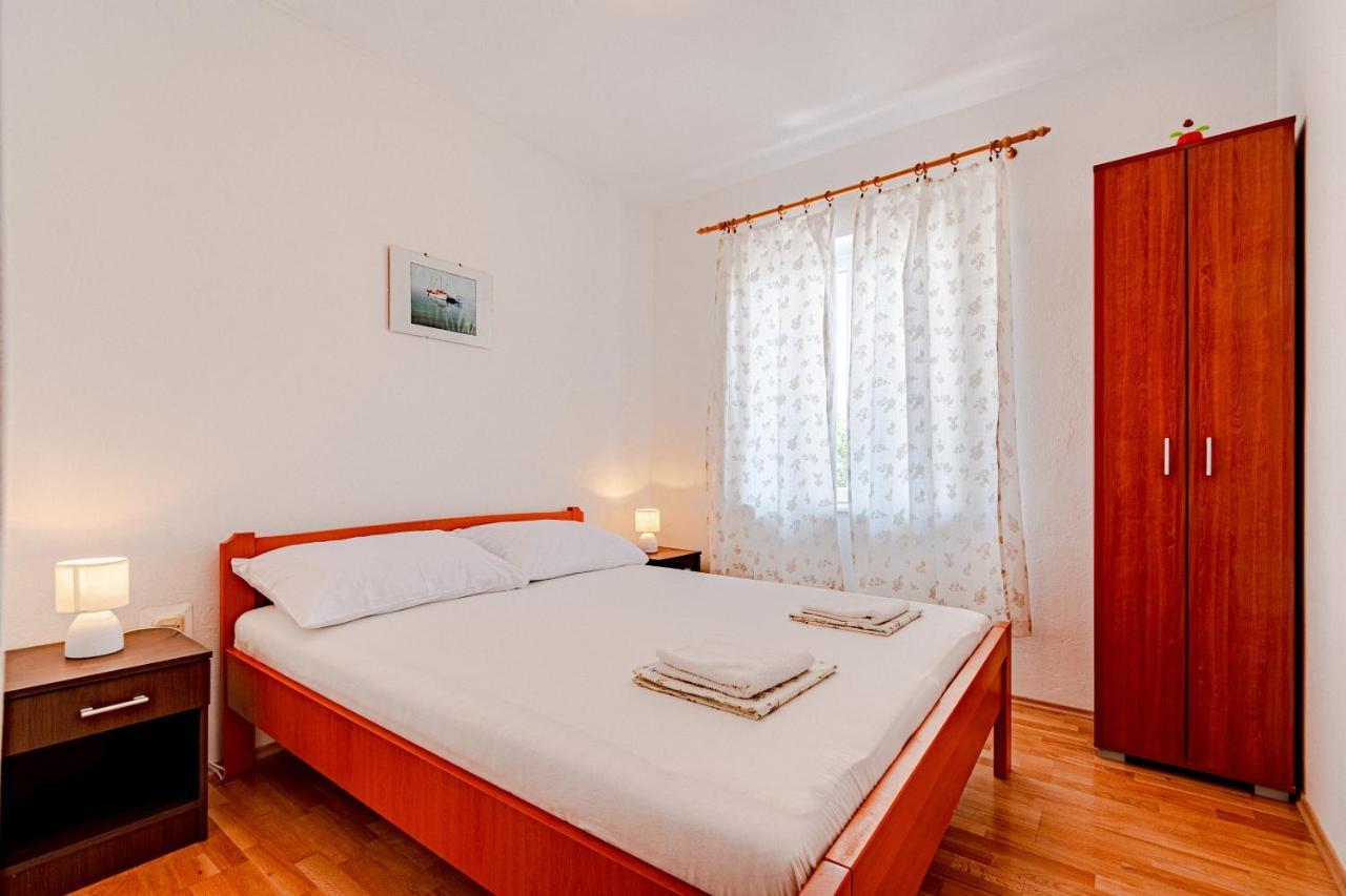 Apartments By The Sea Korcula - 10051 ภายนอก รูปภาพ