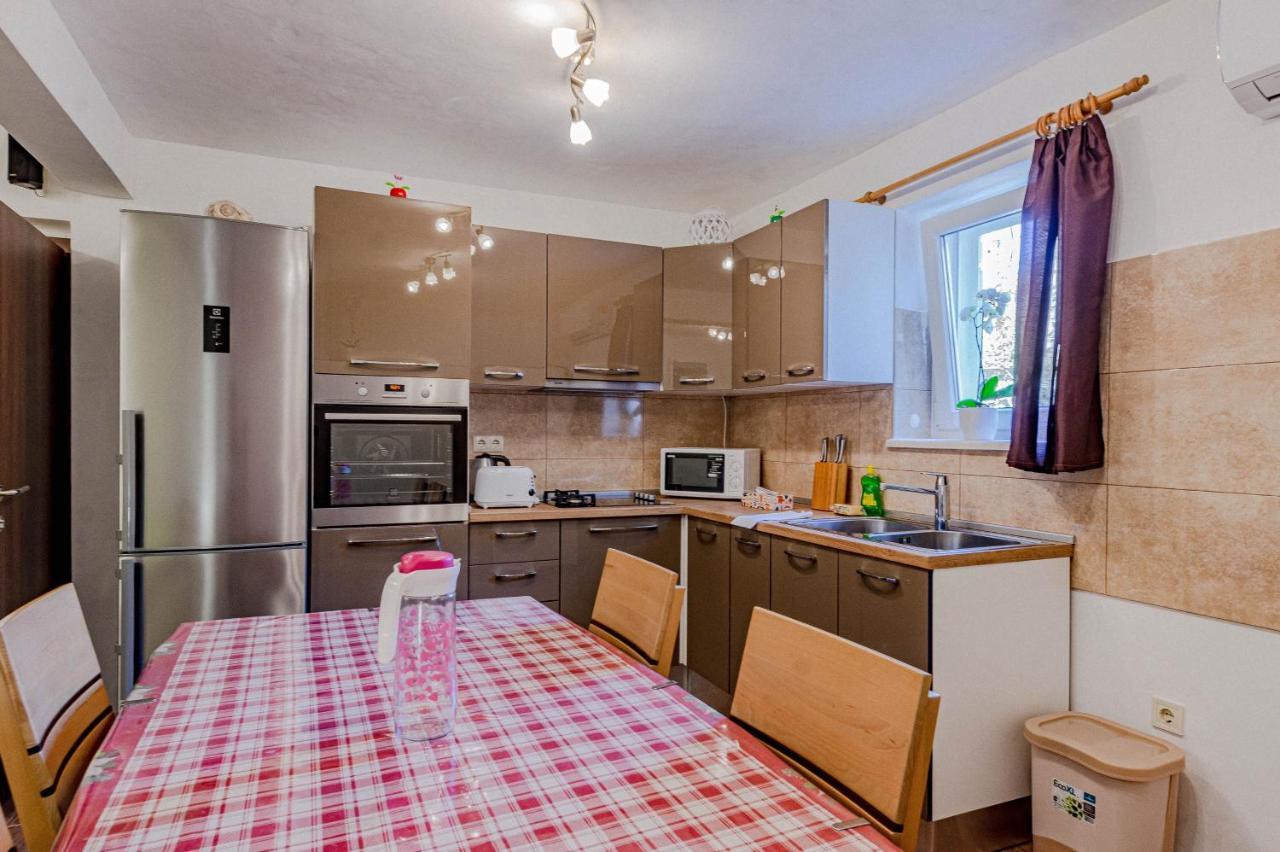 Apartments By The Sea Korcula - 10051 ภายนอก รูปภาพ
