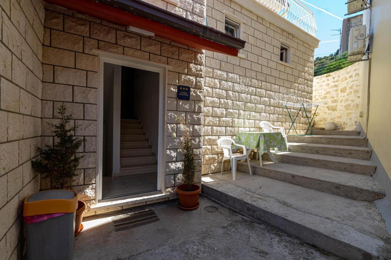 Apartments By The Sea Korcula - 10051 ภายนอก รูปภาพ