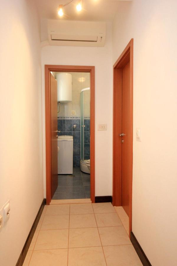 Apartments By The Sea Korcula - 10051 ภายนอก รูปภาพ